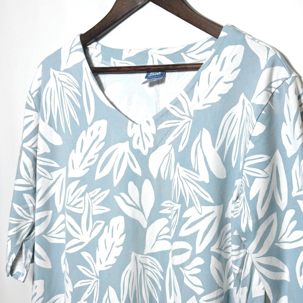 RipSkirt Hawaii Women XL/XXL Blue White Tropical Leaf Bamboo Cotton V-Neck Dress